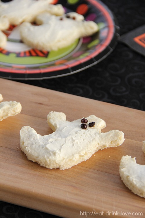 Cream Cheese Ghosts