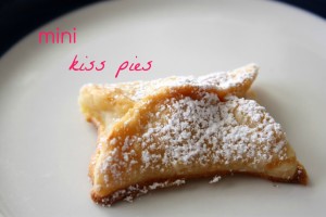 Mini Kiss Pies
