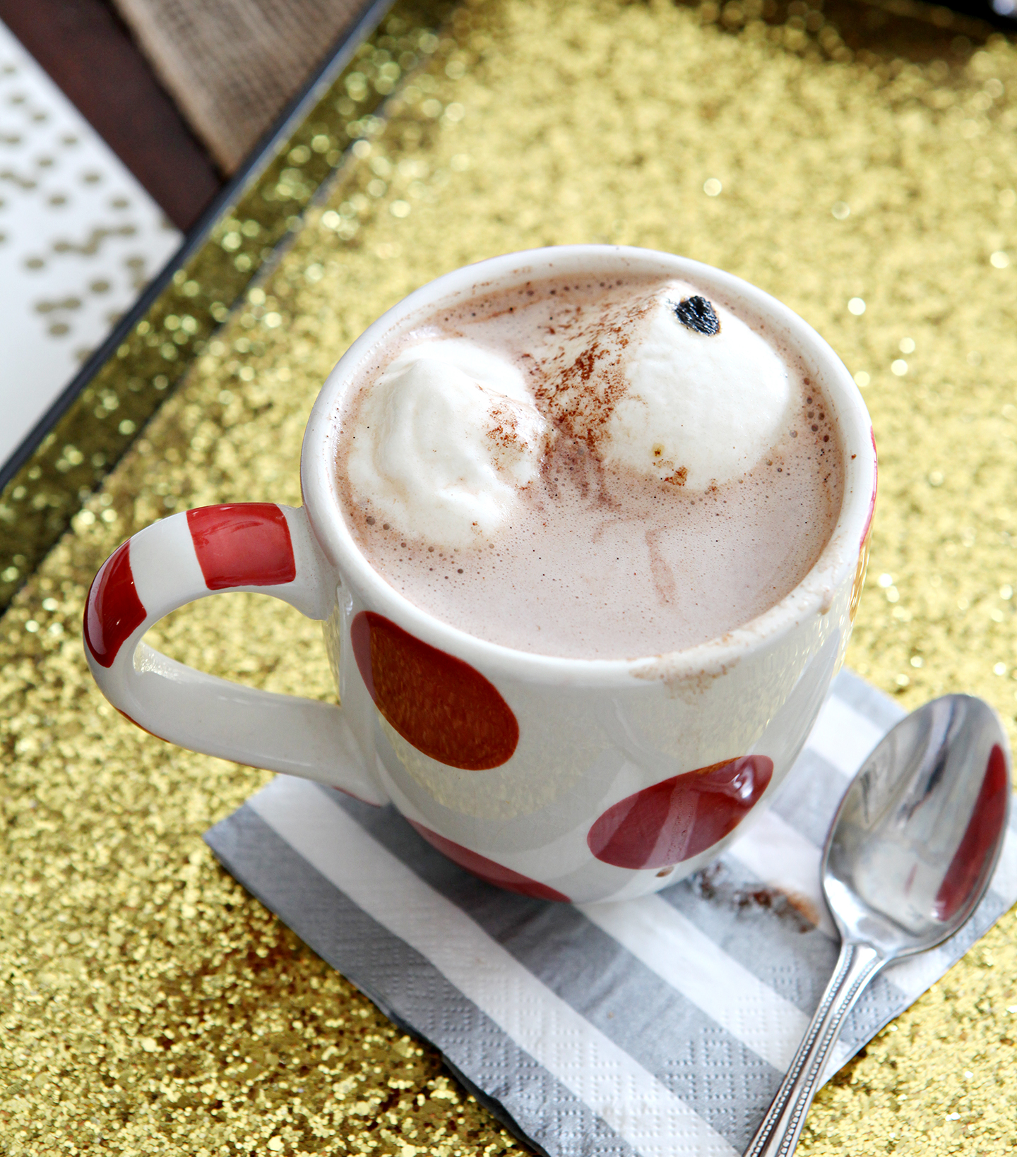 Vanilla Hot Chocolate // @speckledpalate for @mycookingspot