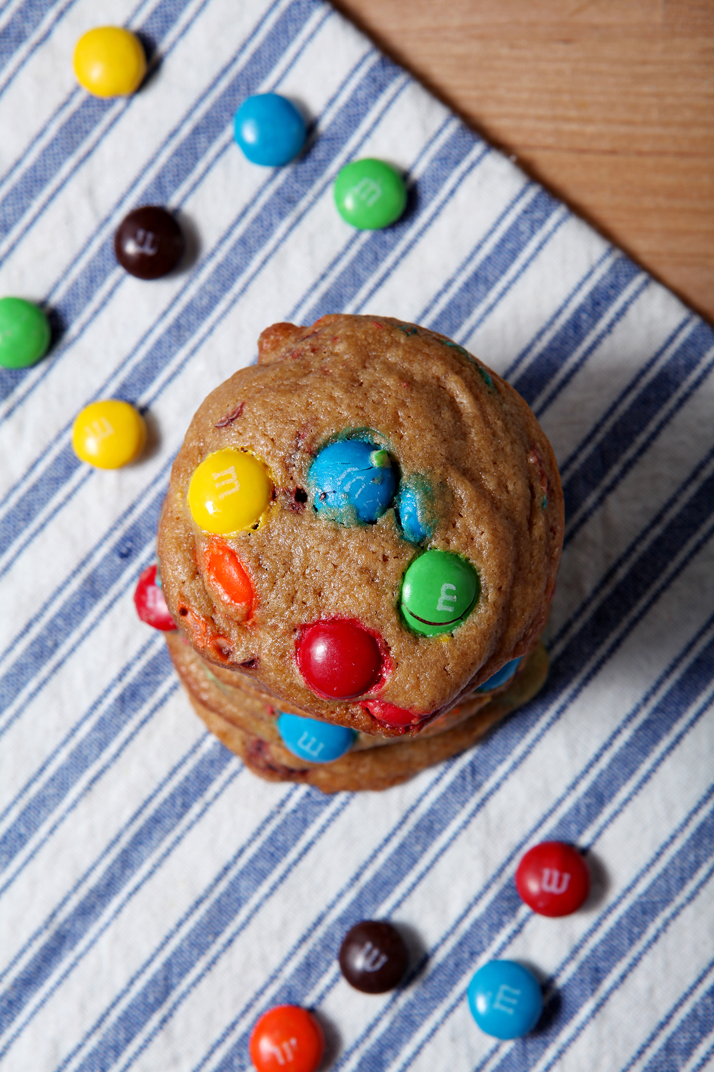 These M&M Cookies are the perfect dessert! The miniature sugar cookies are sweet, fluffy and chock full of plain M&M's. @speckledpalate for @mycookingspot