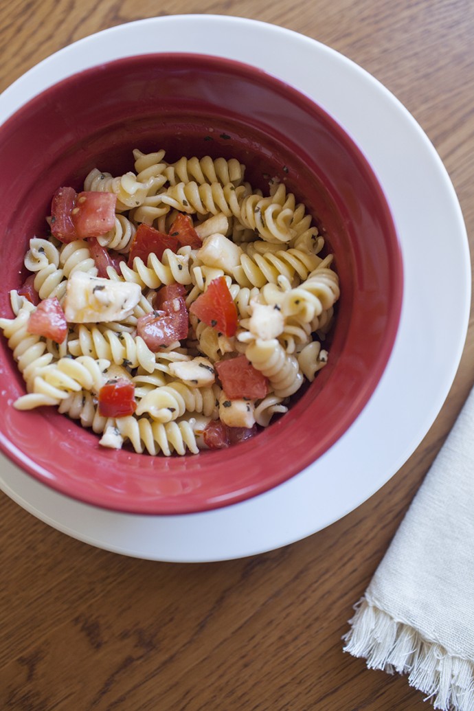 Summer Caprese Pasta Salad