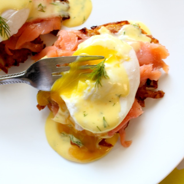 eggs-benedict-potato